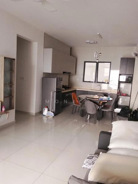 Kediaman Servis untuk Disewa di Kings Bay @ Country Garden Danga Bay - Mona . - Kitchen - PropertyGuru.com.my