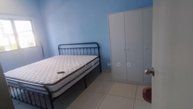 Service Residence for Sale at Traders Garden @ Cheras Selatan - Camie Hoo - Bedroom - PropertyGuru.com.my