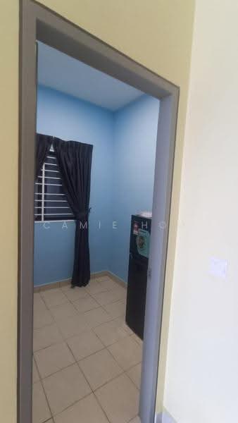 Service Residence for Sale at Traders Garden @ Cheras Selatan - Camie Hoo - Kitchen - PropertyGuru.com.my