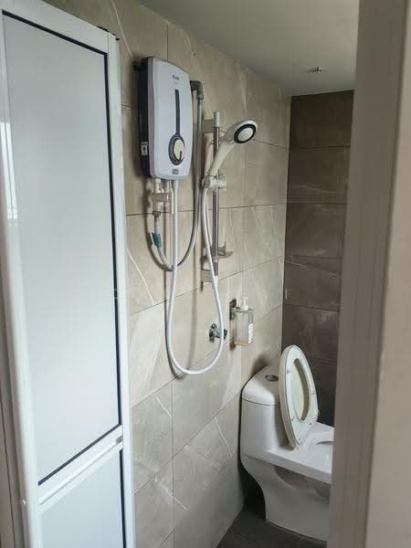 Pangsapuri untuk Disewa di Subang Perdana Goodyear Court 10 - Chia Wai Yong - Bathroom - PropertyGuru.com.my