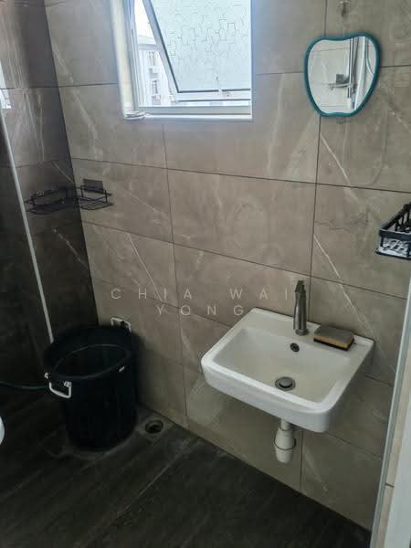 Pangsapuri untuk Disewa di Subang Perdana Goodyear Court 10 - Chia Wai Yong - Bathroom - PropertyGuru.com.my