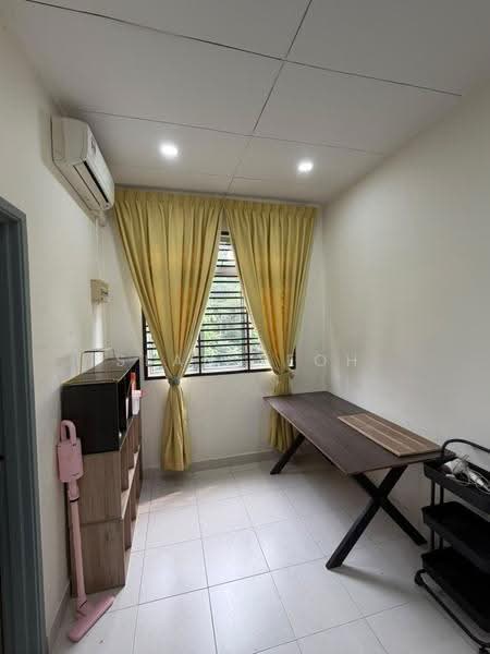 2-storey Terraced House for Sale in Taman Sierra Perdana (Masai) - Sean Yeoh - Study - PropertyGuru.com.my