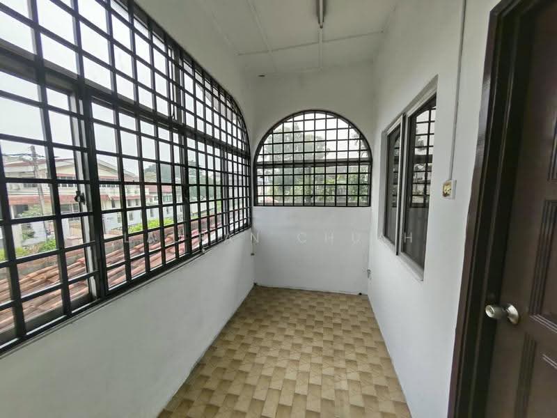 Rumah Banglo untuk Dijual di SS 3, Taman Universiti (Petaling Jaya) - Lauran Chuah - Balcony - PropertyGuru.com.my