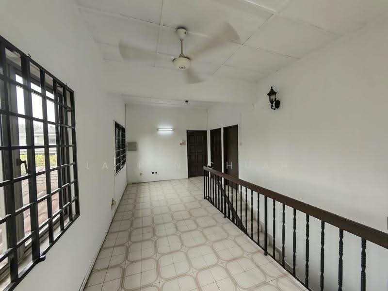 Rumah Banglo untuk Dijual di SS 3, Taman Universiti (Petaling Jaya) - Lauran Chuah - Corridor - PropertyGuru.com.my