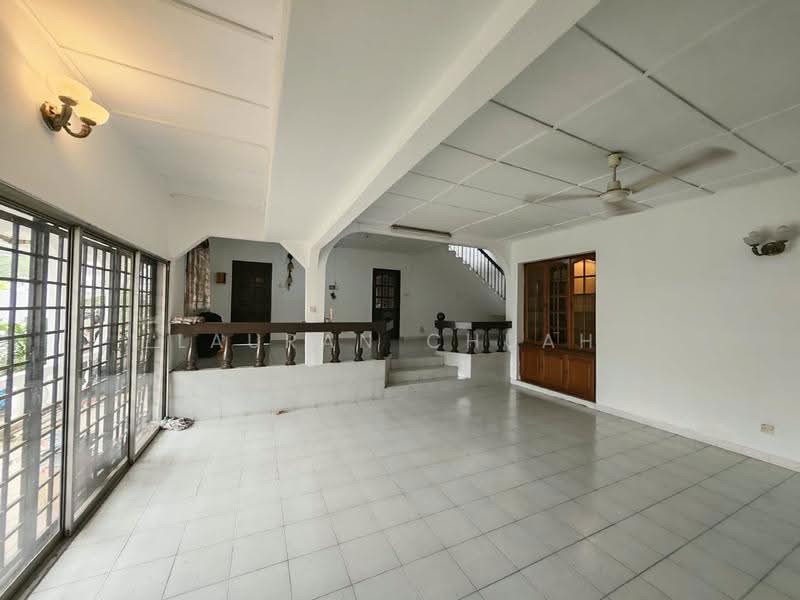 Rumah Banglo untuk Dijual di SS 3, Taman Universiti (Petaling Jaya) - Lauran Chuah - Living Room - PropertyGuru.com.my