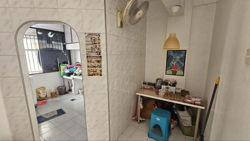 Rumah Flat untuk Dijual di Taman Anika - Wesley Tan - Kitchen - PropertyGuru.com.my