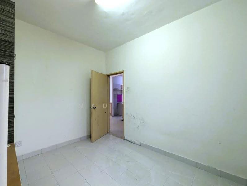 Pangsapuri untuk Dijual di Anggerik Residensi - Ahmad Muslim - Interior - PropertyGuru.com.my