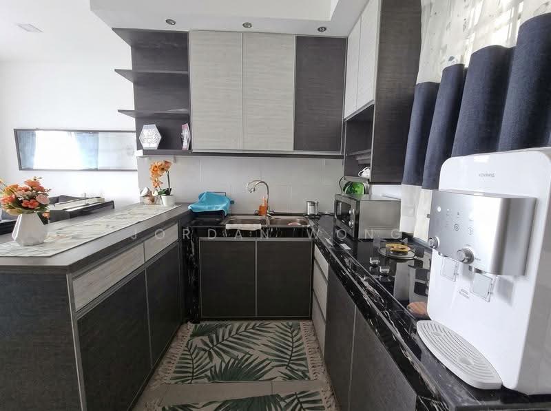 Pangsapuri untuk Disewa di Casa Kayangan - Jordan Wong - Kitchen - PropertyGuru.com.my