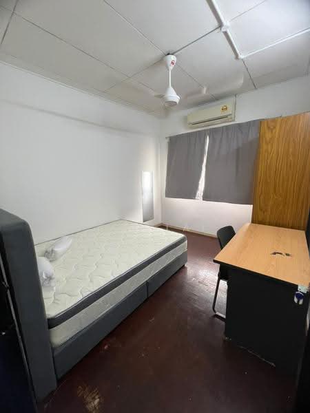 Rumah Teres 2-Tingkat untuk Disewa di SS17 (Subang Jaya) - C Y Lai - Bedroom - PropertyGuru.com.my