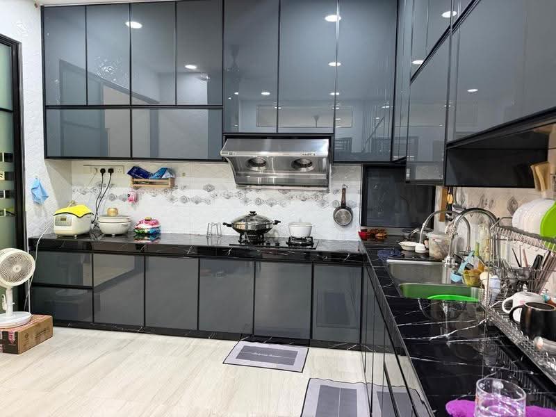 Semi-Detached House for Sale in Johor Bahru (Johor) - Eva Yeo - Kitchen - PropertyGuru.com.my