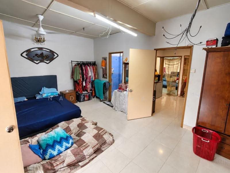Rumah Teres 2-Tingkat untuk Dijual di Ampang Jaya (Ampang) - Nadzmie Nasir - Bedroom - PropertyGuru.com.my