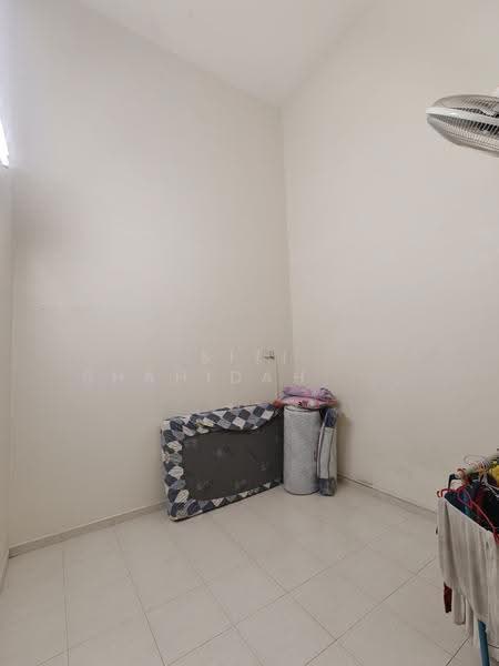 1-storey Terraced House for Sale in Taman Tanjung Minyak Setia (Tanjong Minyak) - Siti Shahidah Sheikh Fadzullah - Interior - PropertyGuru.com.my