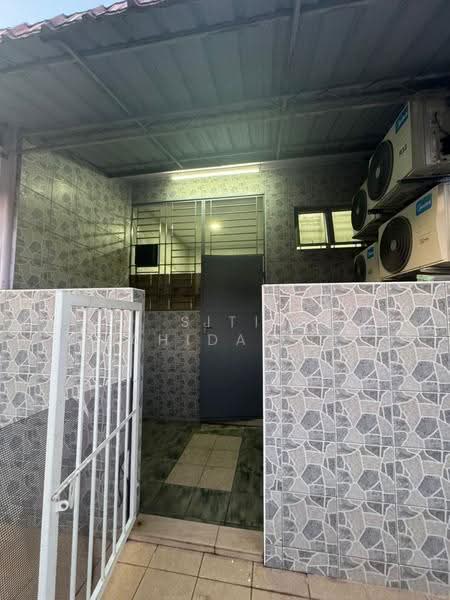 1-storey Terraced House for Sale in Taman Tanjung Minyak Setia (Tanjong Minyak) - Siti Shahidah Sheikh Fadzullah - PropertyGuru.com.my