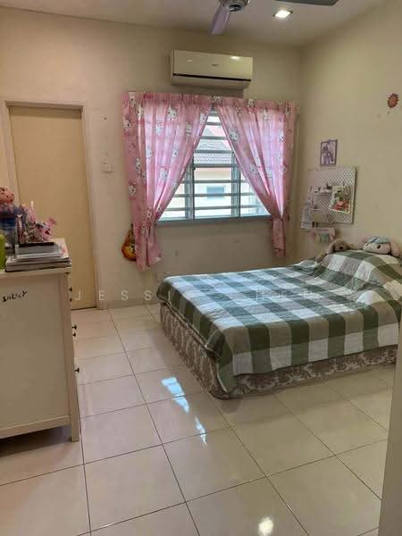 2-storey Terraced House for Rent in Seremban (Negeri Sembilan) - Jessie Chen - Bedroom - PropertyGuru.com.my