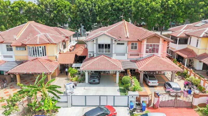 Rumah Berkembar untuk Dijual di Seksyen 7 (Shah Alam) - Mohammad Din Majid - Exterior - PropertyGuru.com.my