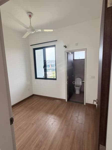 Rumah Teres 2-Tingkat untuk Disewa di Elmina (Shah Alam) - Maple Kok - Bathroom - PropertyGuru.com.my