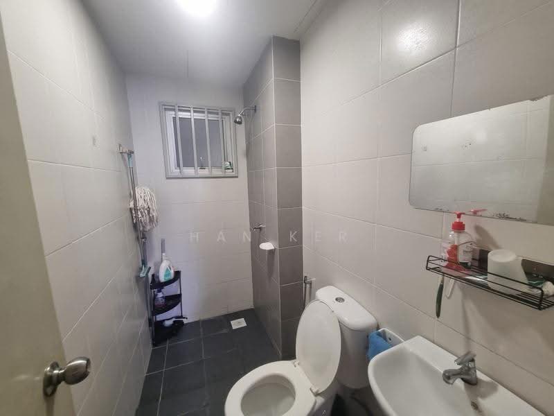 Apartment for Sale at Harmoni 1 - Han Ker - Bathroom - PropertyGuru.com.my