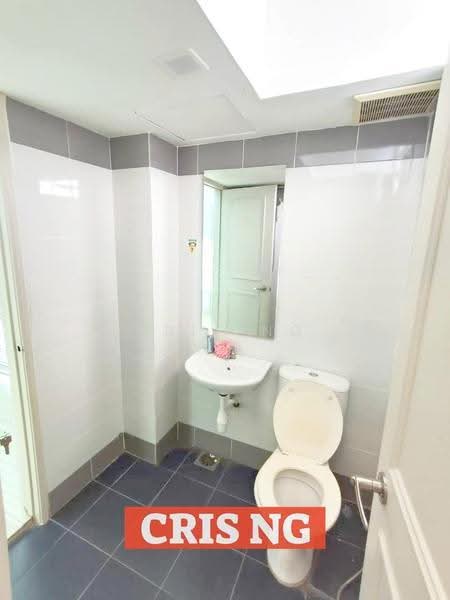 Rumah Bandar untuk Dijual di George Town (Penang) - Cris Ng - Bathroom - PropertyGuru.com.my