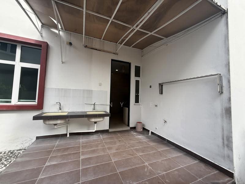 Rumah Banglo untuk Dijual di Bandar Mahkota Cheras (Cheras) - Danny Lee - Exterior - PropertyGuru.com.my