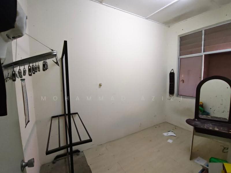 1-storey Terraced House for Sale in Taman Kempadang Makmur (Kuantan) - Mohammad Azizi - Bedroom - PropertyGuru.com.my