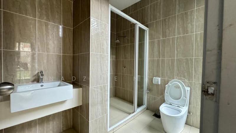 Bungalow House for Sale in Anjung Melati (Gombak) - Nadzmie Nasir - Bathroom - PropertyGuru.com.my