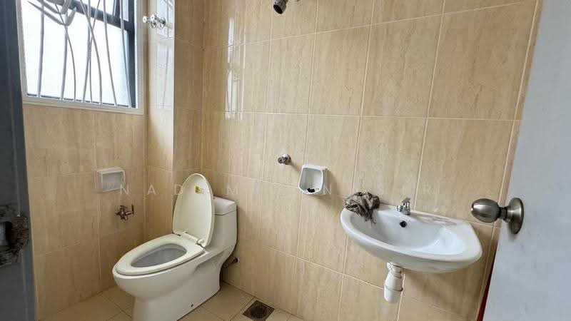 Bungalow House for Sale in Anjung Melati (Gombak) - Nadzmie Nasir - Bathroom - PropertyGuru.com.my