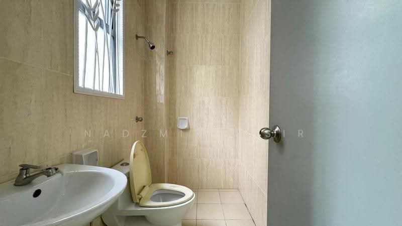 Bungalow House for Sale in Anjung Melati (Gombak) - Nadzmie Nasir - Bathroom - PropertyGuru.com.my
