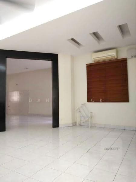 Rumah Teres 2-Tingkat untuk Dijual di Setia Impian (Setia Alam) - Daniel Kok - Living Room - PropertyGuru.com.my