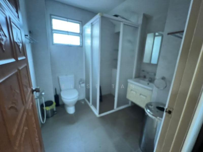 Rumah Teres 2-Tingkat untuk Disewa di Bangsar (Kuala Lumpur) - Elise Tan - Bathroom - PropertyGuru.com.my