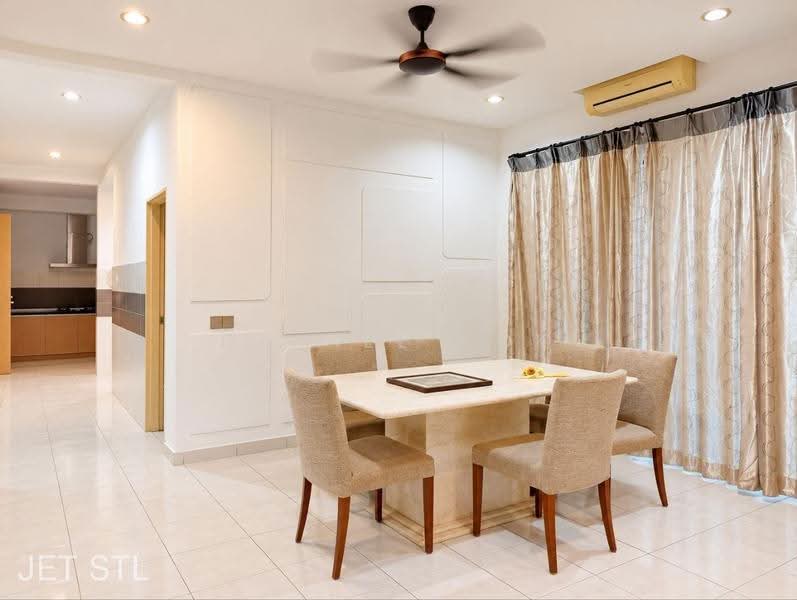 Cluster House for Sale in Setia Damai (Setia Alam) - Daniel Kok - Dining Room - PropertyGuru.com.my