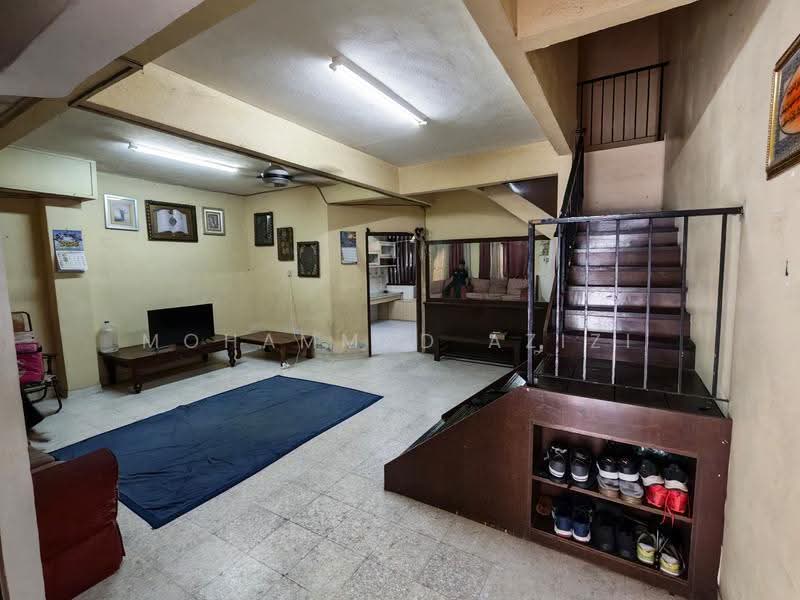 Rumah Teres 2-Tingkat untuk Dijual di Bukit Sekilau (Kuantan) - Mohammad Azizi - PropertyGuru.com.my
