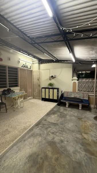 1-storey Terraced House for Rent in Island Glades (Jelutong) - Sherlene Choo - Exterior - PropertyGuru.com.my
