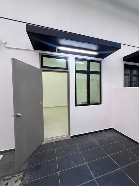 Semi-Detached House for Rent in Johor Bahru (Johor) - Shishi . - Interior - PropertyGuru.com.my