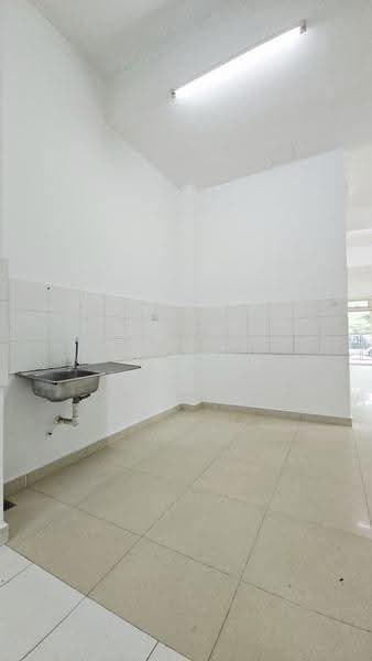 Rumah Teres 3-Tingkat untuk Dijual di Bayan Lepas (Penang) - Eugene Tung - Kitchen - PropertyGuru.com.my