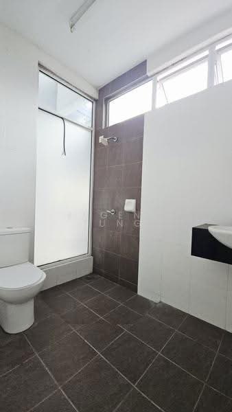 Rumah Teres 3-Tingkat untuk Dijual di Bayan Lepas (Penang) - Eugene Tung - Bathroom - PropertyGuru.com.my