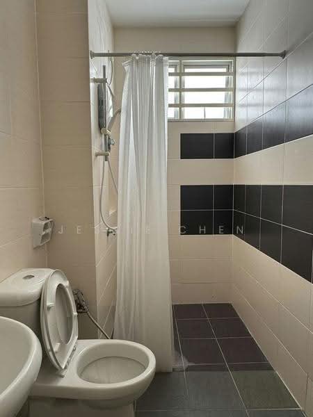 Apartment for Rent at Kalista Residence - Jessie Chen - Bathroom - PropertyGuru.com.my
