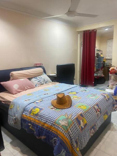 Rumah Teres 2-Tingkat untuk Dijual di Taman Overseas Union (Taman Oug) (Jalan Klang Lama (Old Klang Road)) - KC Wong - Bedroom - PropertyGuru.com.my