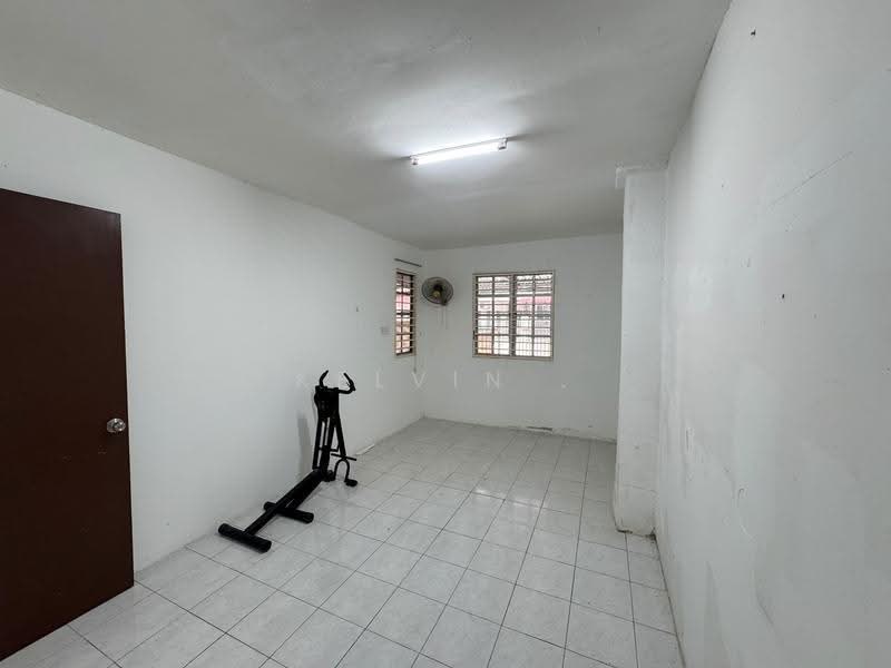 2-storey Terraced House for Sale in Taman Desa Mas (Rawang) - Kelvin . - Interior - PropertyGuru.com.my
