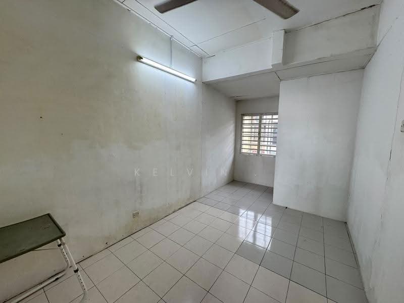 2-storey Terraced House for Sale in Taman Desa Mas (Rawang) - Kelvin . - Interior - PropertyGuru.com.my