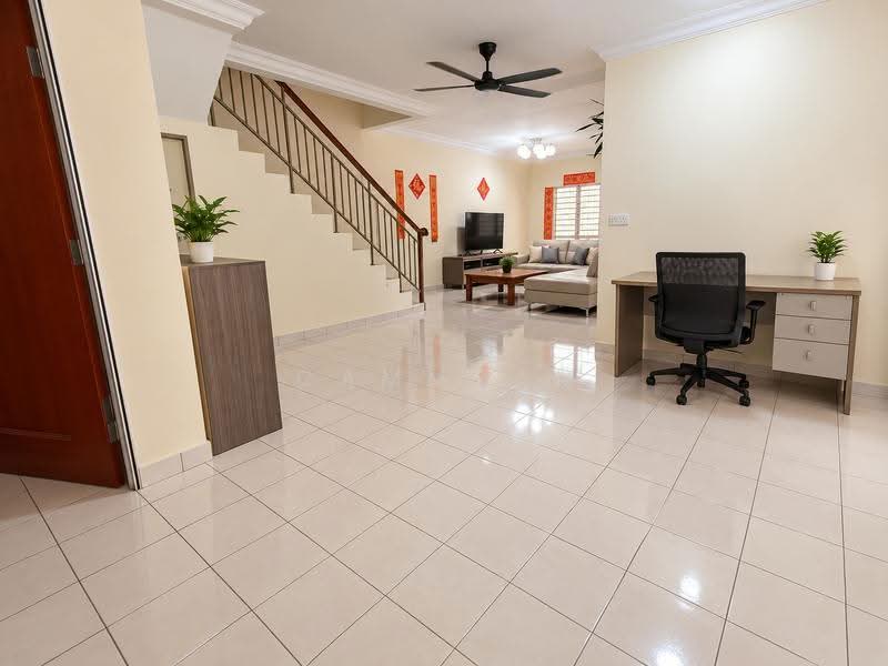 3-storey Terraced House for Sale in Taman Bukit Permata (Selayang) - Cammy N - Living Room - PropertyGuru.com.my