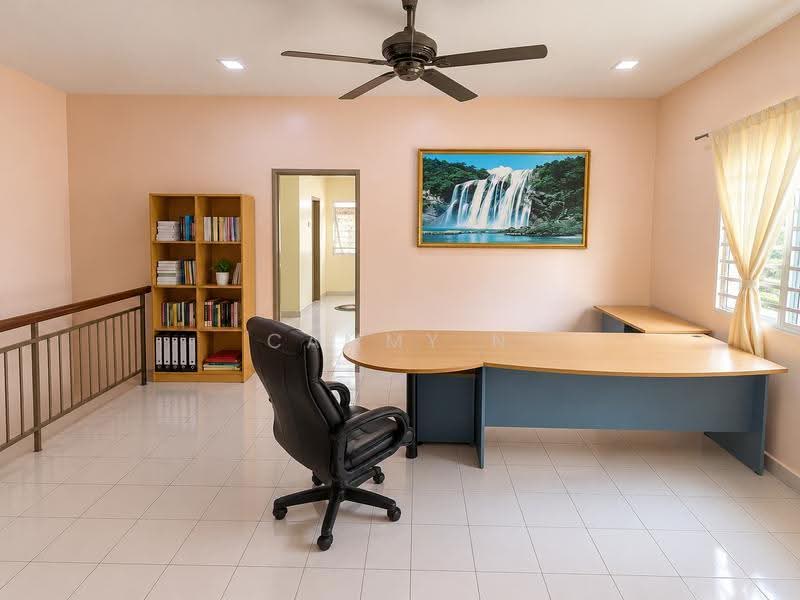 3-storey Terraced House for Sale in Taman Bukit Permata (Selayang) - Cammy N - Study - PropertyGuru.com.my