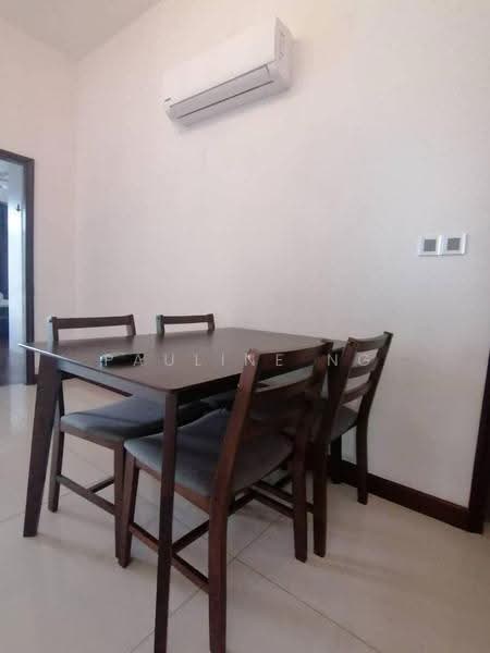 Kediaman Servis untuk Disewa di Paragon Suites @ CIQ - Pauline Ng - Dining Room - PropertyGuru.com.my