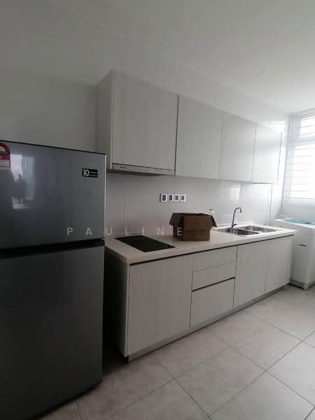 Kediaman Servis untuk Disewa di Paragon Suites @ CIQ - Pauline Ng - Kitchen - PropertyGuru.com.my
