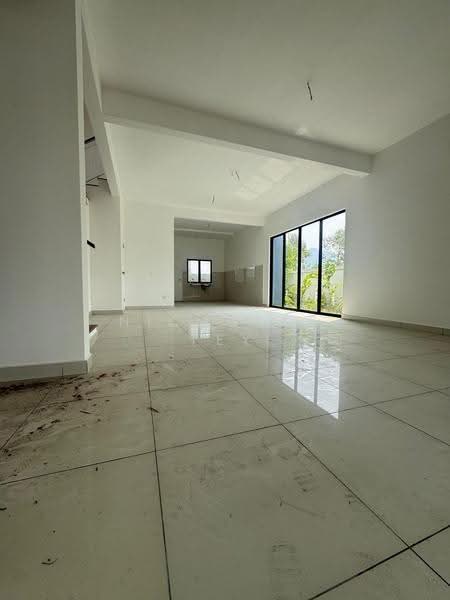 2-storey Terraced House for Sale in Kluang (Johor) - Nicholas Tey - Kitchen - PropertyGuru.com.my