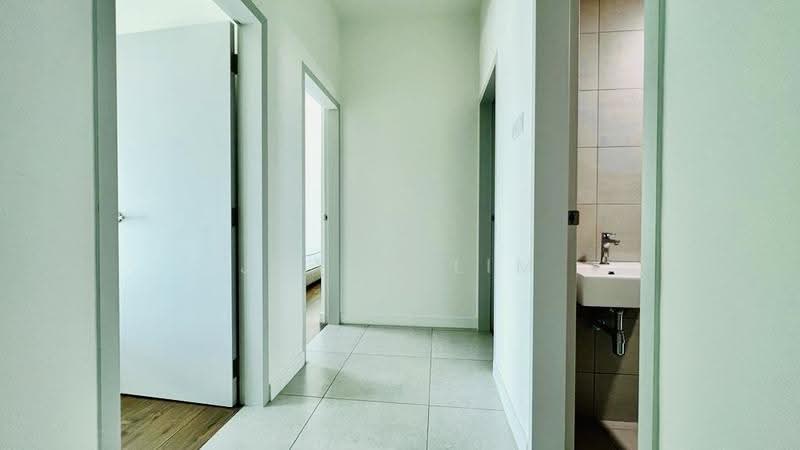 Condominium for Rent at 3 Residence - Joyce Lim - Corridor - PropertyGuru.com.my
