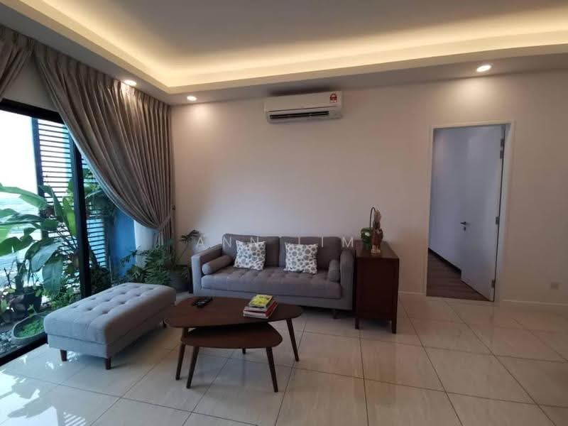 Kondominium untuk Dijual di Sky Condominium (Skyz Residence) - Ann Lim - Living Room - PropertyGuru.com.my