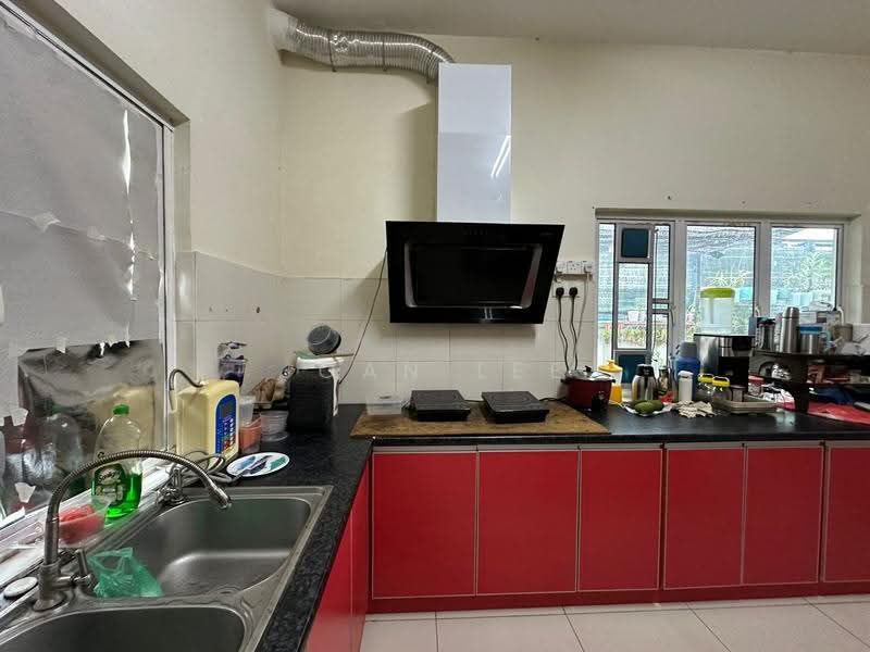 2.5-storey Terraced House for Sale in Batu Pahat (Johor) - Joan Lee - Kitchen - PropertyGuru.com.my