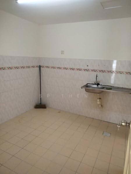 Pangsapuri untuk Disewa di Taman Desa Skudai Terrace - SP Then - Kitchen - PropertyGuru.com.my