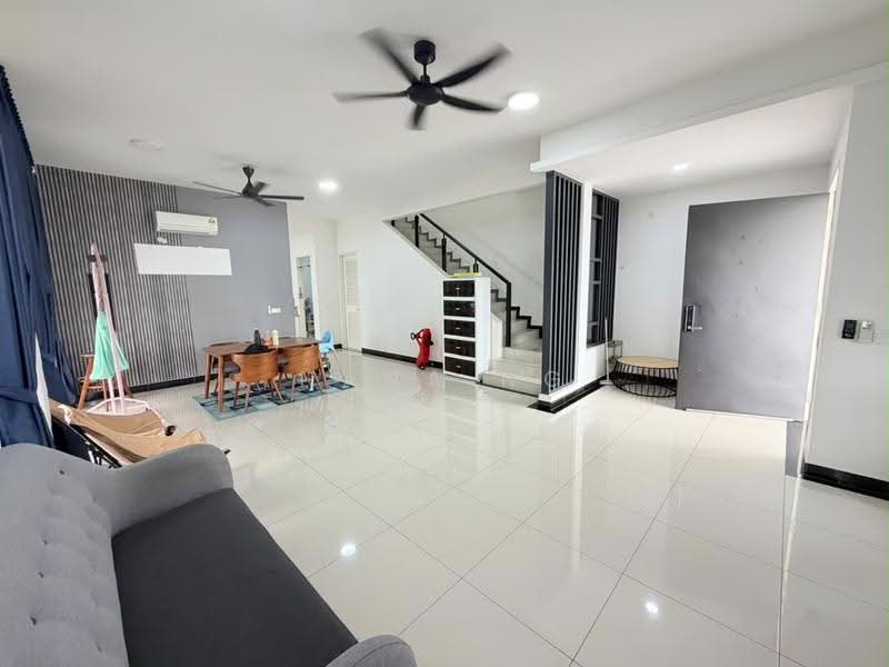 Rumah Kluster untuk Dijual di Setia Tropika (Johor Bahru) - Nana Ng - PropertyGuru.com.my