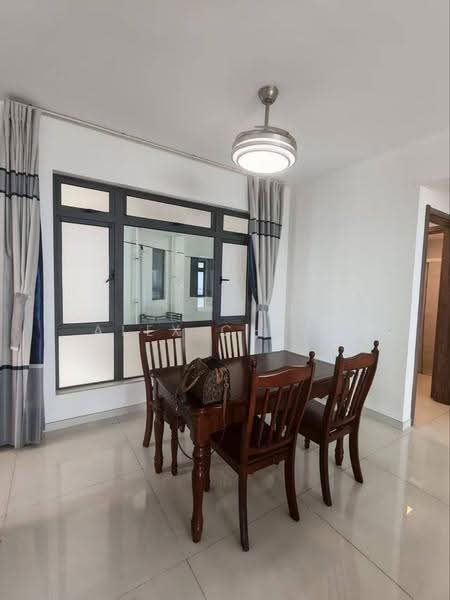 Pangsapuri untuk Disewa di Starview Bay @ Forest City - Alex Cheah - Dining Room - PropertyGuru.com.my